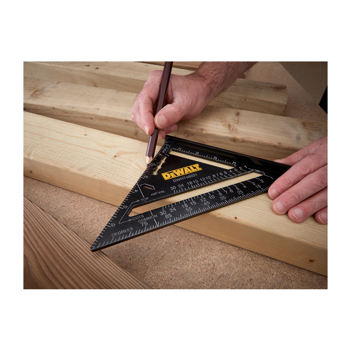 ฉากสามเหลี่ยม ขนาด 7 นิ้ว DEWALT รุ่น DWHT46031-0 รูปที่ 3