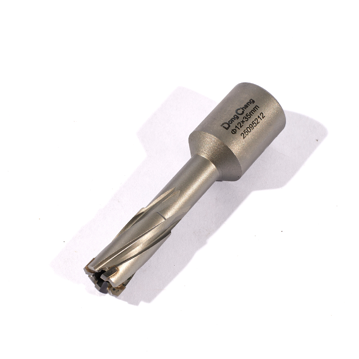 ดอกเจาะเหล็กคัตเตอร์ 12X35 มม ดอกเจ็ทบอส DONG CHENG รุ่น DA-30472000009 ราคา ฿720