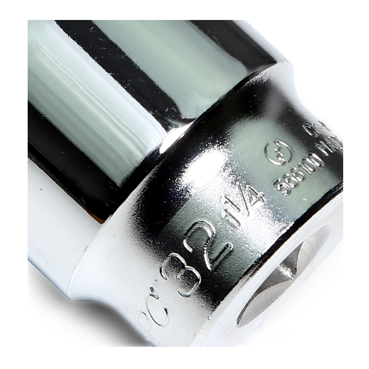 ลูกบล๊อก 4S NO.32 (1/2"12PT) FPC ราคา ฿74.9
