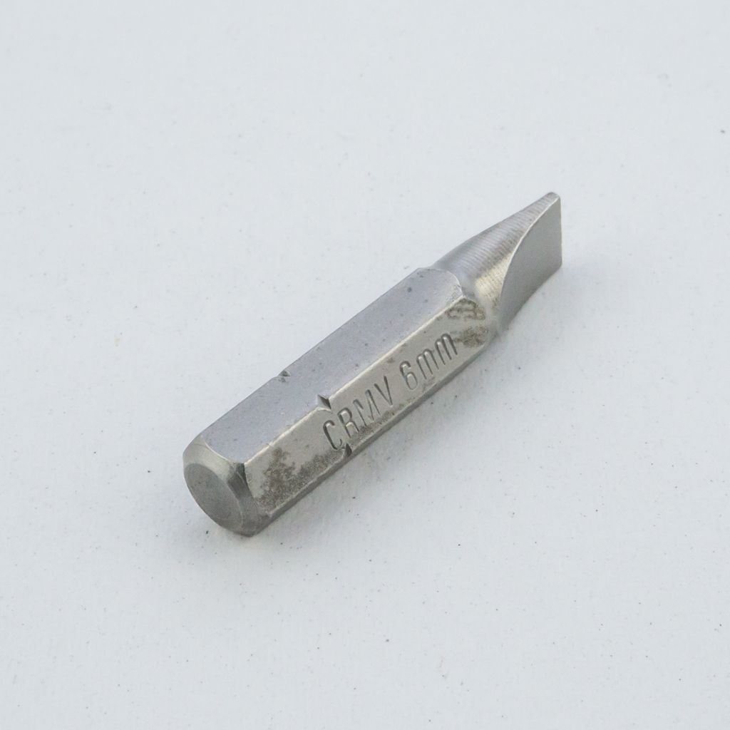 ดอกไขควง 1/4" หัวแบน เบอร์ 1.0X6 FORCE รุ่น 1233006 ราคา ฿18