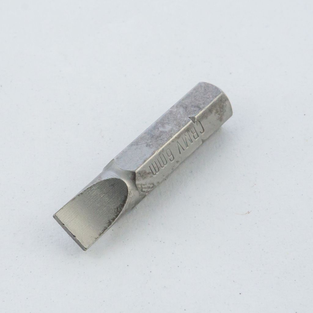 ดอกไขควง 1/4" หัวแบน เบอร์ 1.0X6 FORCE รุ่น 1233006 รูปที่ 2