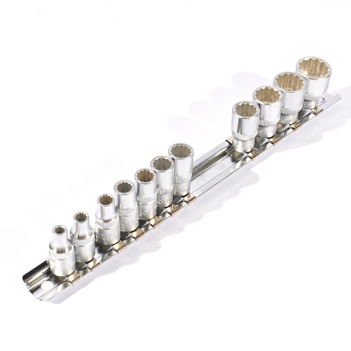 ชุดลูกบ็อกซ์12PT 1/4" 11ชิ้น/นิ้ว FORCE รุ่น 21110 ราคา ฿252