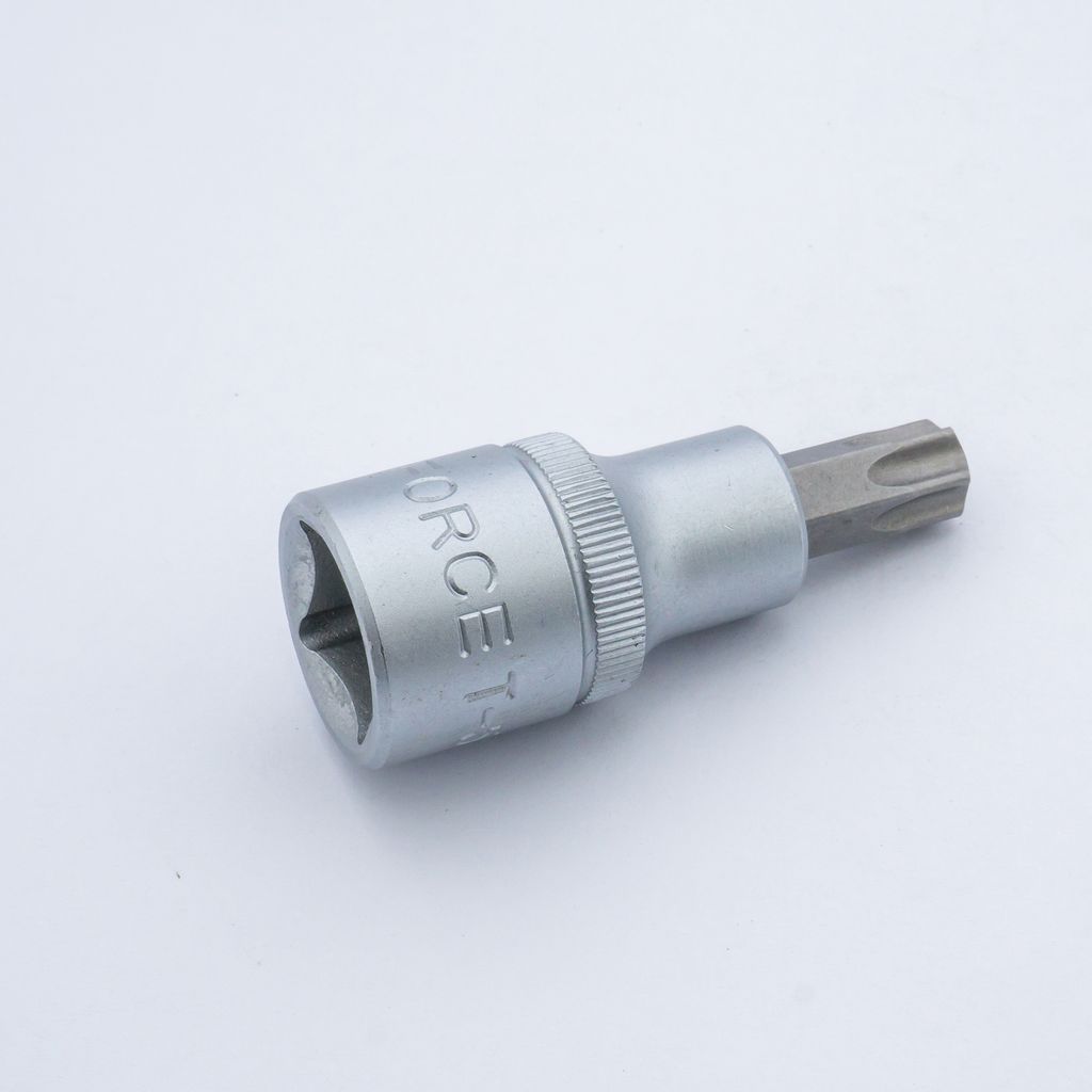 ลูกบ็อกเดือยจีบรู1/2" L55มม T50H FORCE รุ่น 34705550 ราคา ฿108