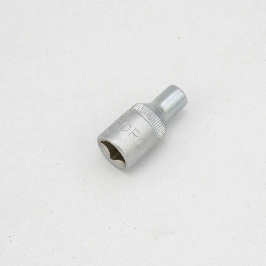 ลูกบ็อกซ์สั้น1/4" 6PT NO.5/32" FORCE รุ่น 5255.32 ราคา ฿18