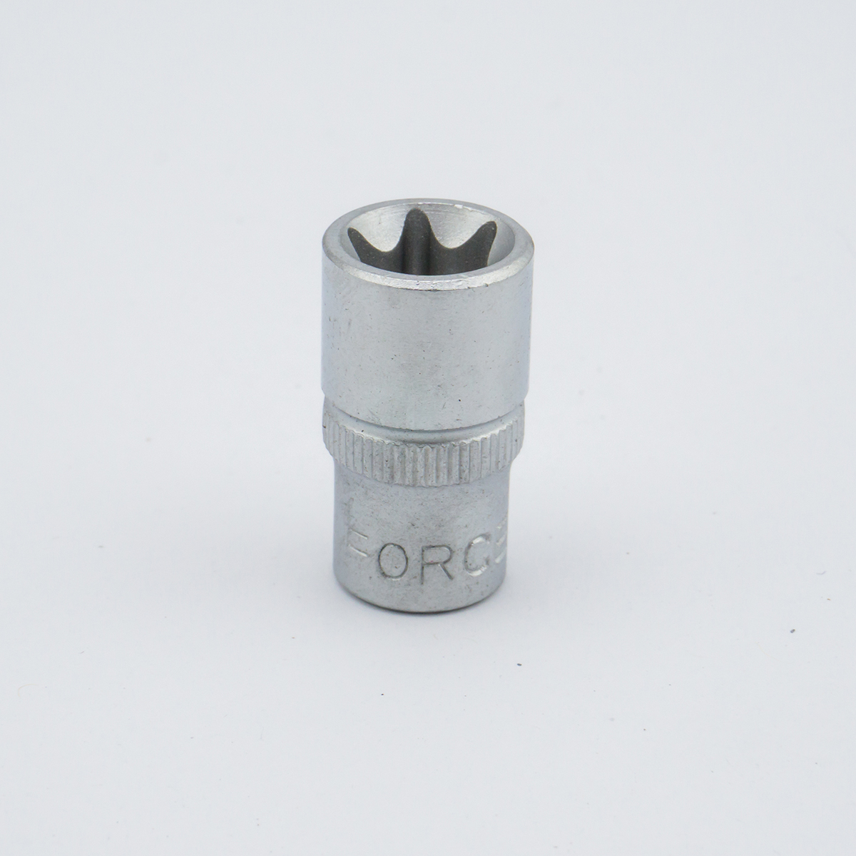 ลูกบ๊อกซ์หัวจีบ 1/4" 25MM ขนาด E12 FORCE รุ่น 52612 รูปที่ 4