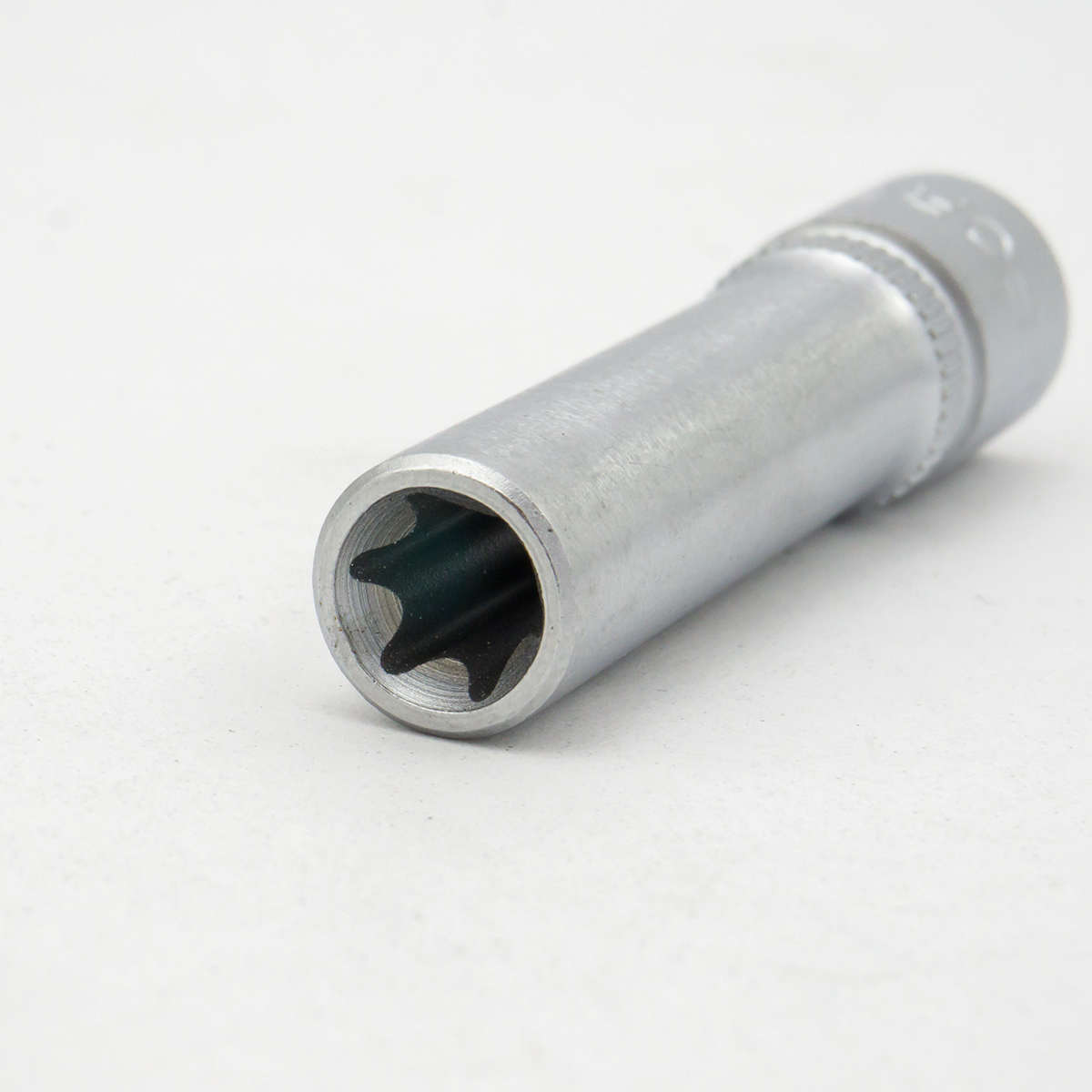 ลูกบ๊อกซ์หัวจีบ 1/4"50MM ขนาด E8 FORCE รุ่น 5265008 รูปที่ 4