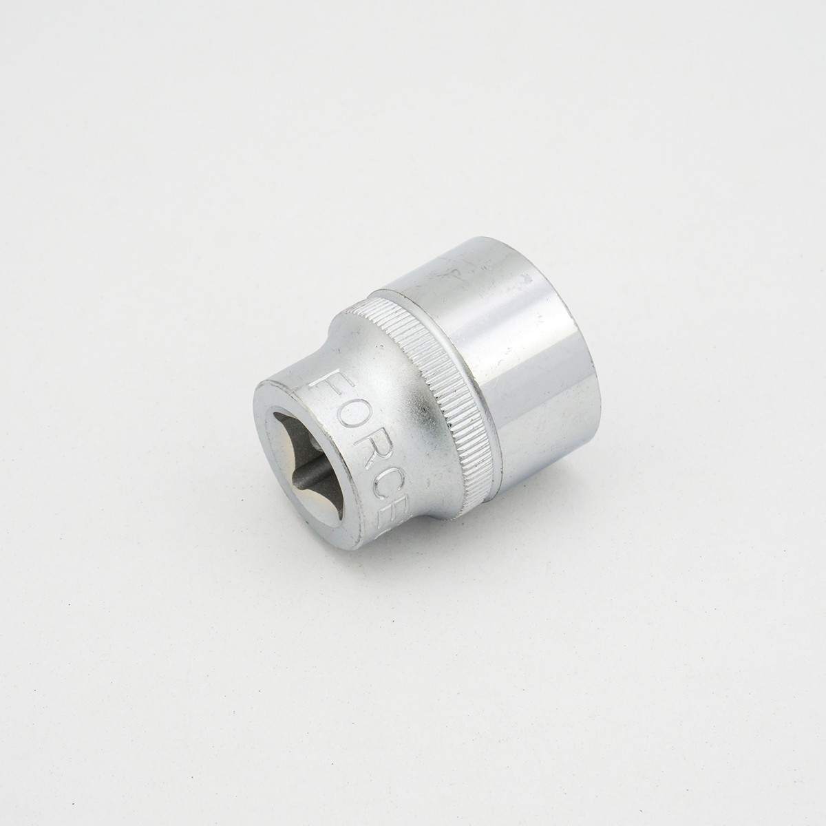 ลูกบ็อกขนาด SQ.DR. 3/8" เบอร์ 19 FORCE รุ่น 53519 ราคา ฿44.4