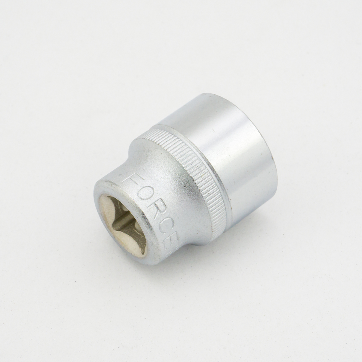 ลูกบ็อกขนาด SQ.DR. 3/8" ขนาด 3/4" FORCE รุ่น 5353.4 ราคา ฿44.4