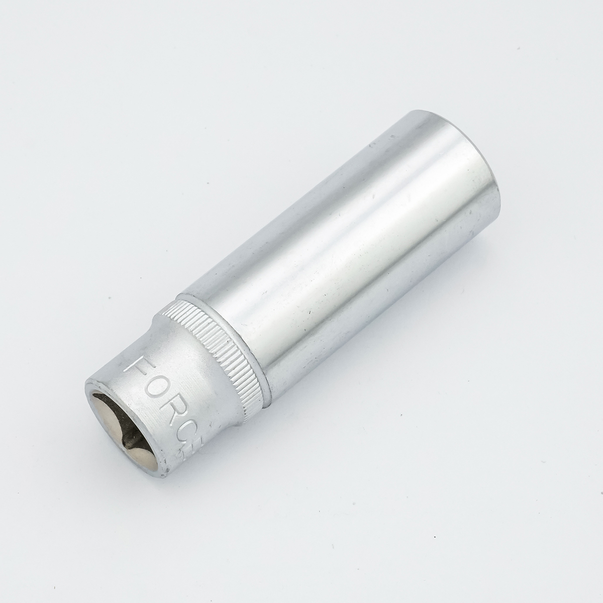 ลูกบ็อกSQ.3/8"ขนาด 9/16"(ยาว) FORCE รุ่น 535639.16 ราคา ฿61.2