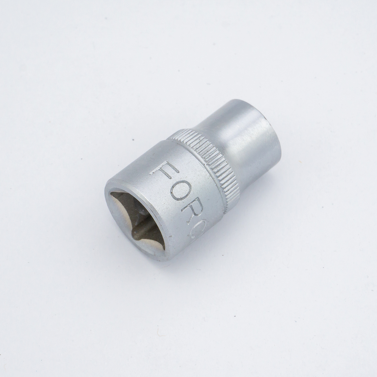 ลูกบ็อกซ์สั้น3/8” หัวจีบE12 FORCE รุ่น 53612 ราคา ฿42