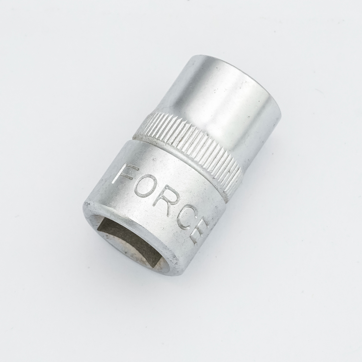 ลูกบ็อกSQ.DR.3/8"ขนาด7/16"(12PT) FORCE รุ่น 5387.16 ราคา ฿36