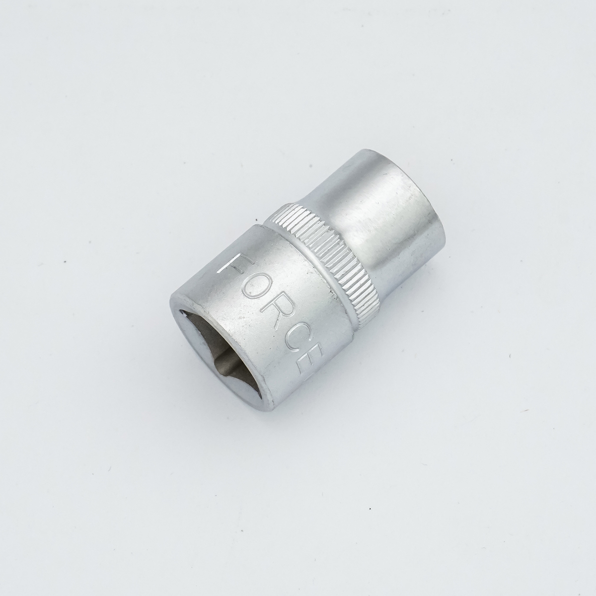 ลูกบ็อกSQ.DR.3/8"เบอร์10(12เหลี่ยม) FORCE รุ่น 53910 ราคา ฿26.4
