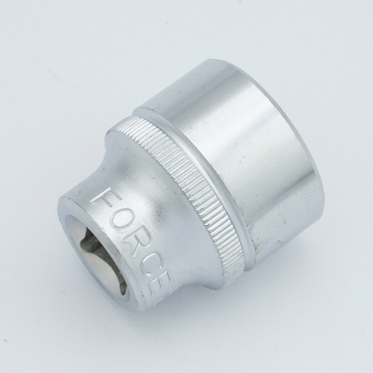 ลูกบ็อกSQ.DR3/8"ขนาด13/16"(12PT) FORCE รุ่น 53913.16 ราคา ฿54