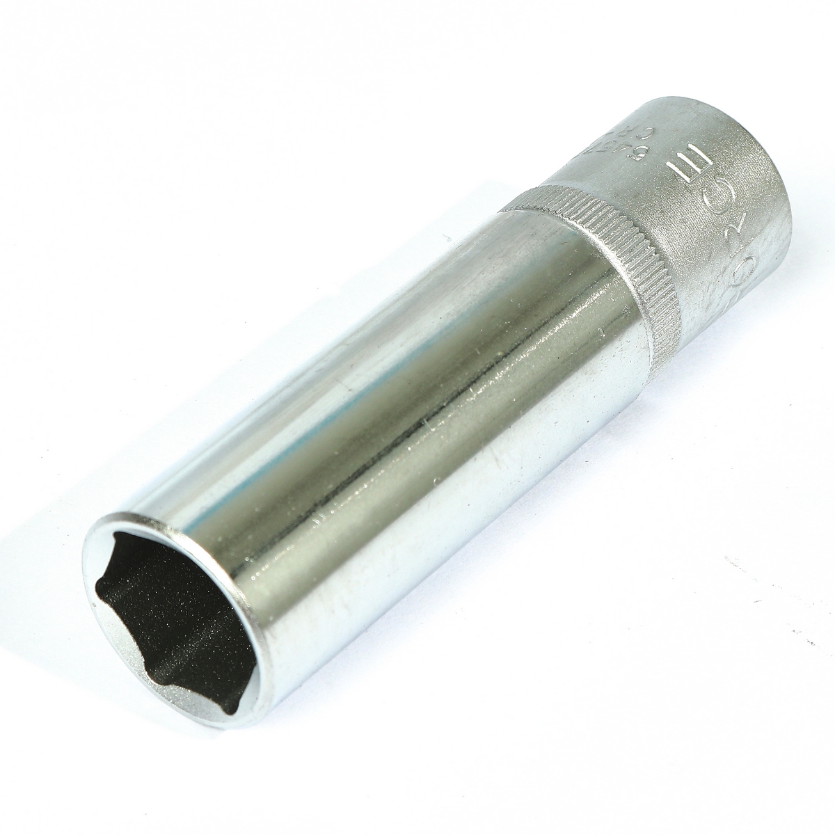 FORCE Deep Socket 6-Point 1/2" NO.16, Model 5457716 price ฿73.2