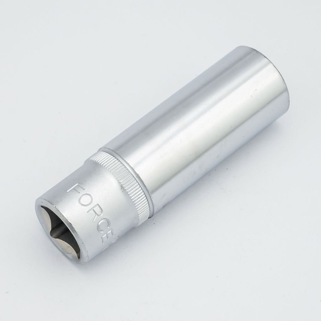 FORCE Deep Socket 6-Point ½" #17, Model 5457717 price ฿79.2