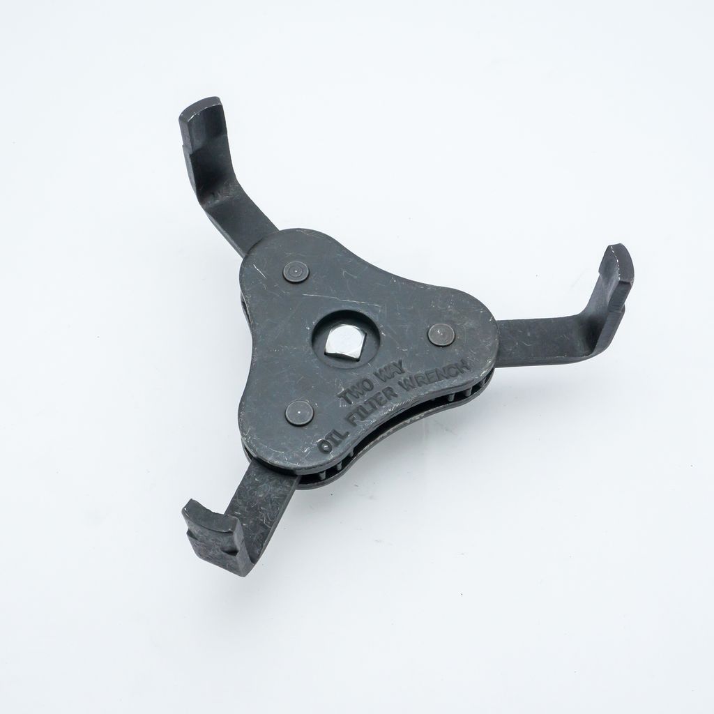 FORCE Oil Filter Wrench, 3-Jaw/2-Way, Model 61904A photo 2