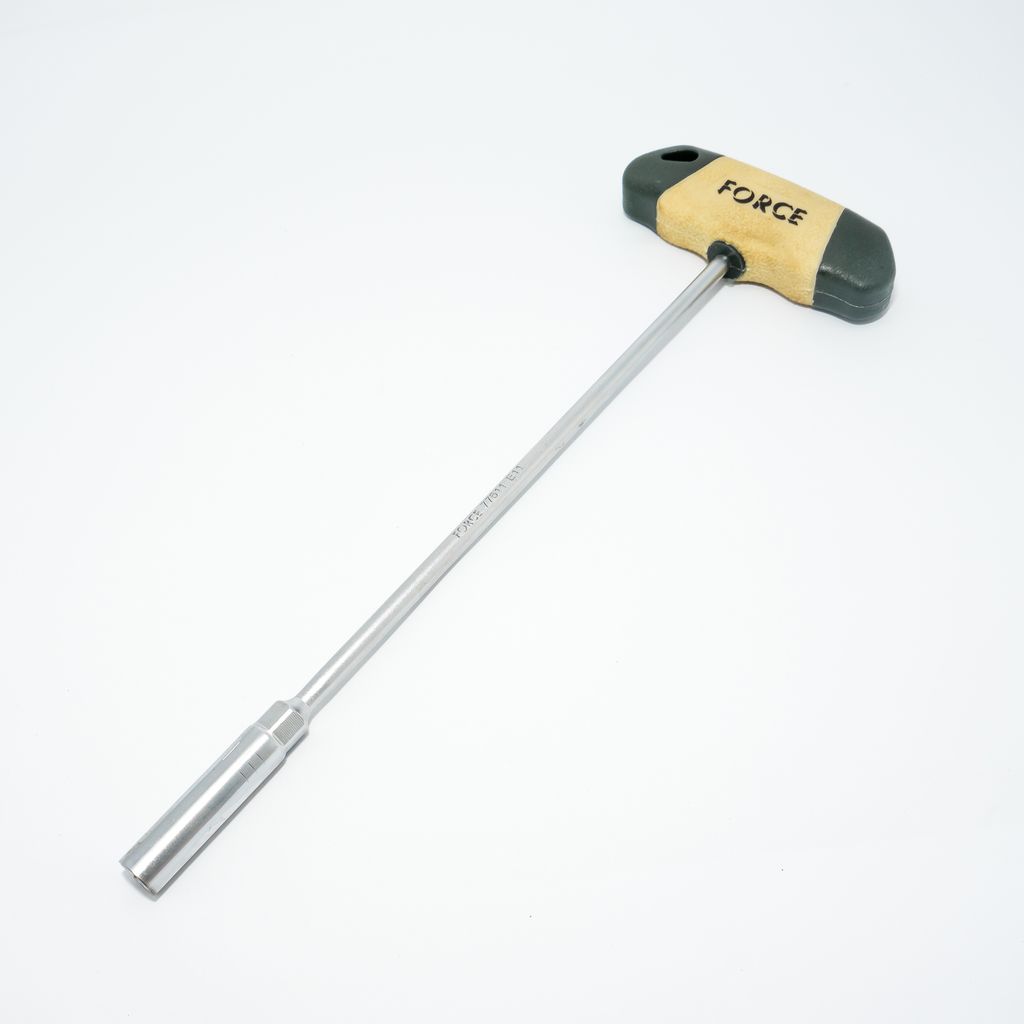 ประแจขันด้ามตัวทีหัวจีบ E11 FORCE รุ่น 77611 ราคา ฿320