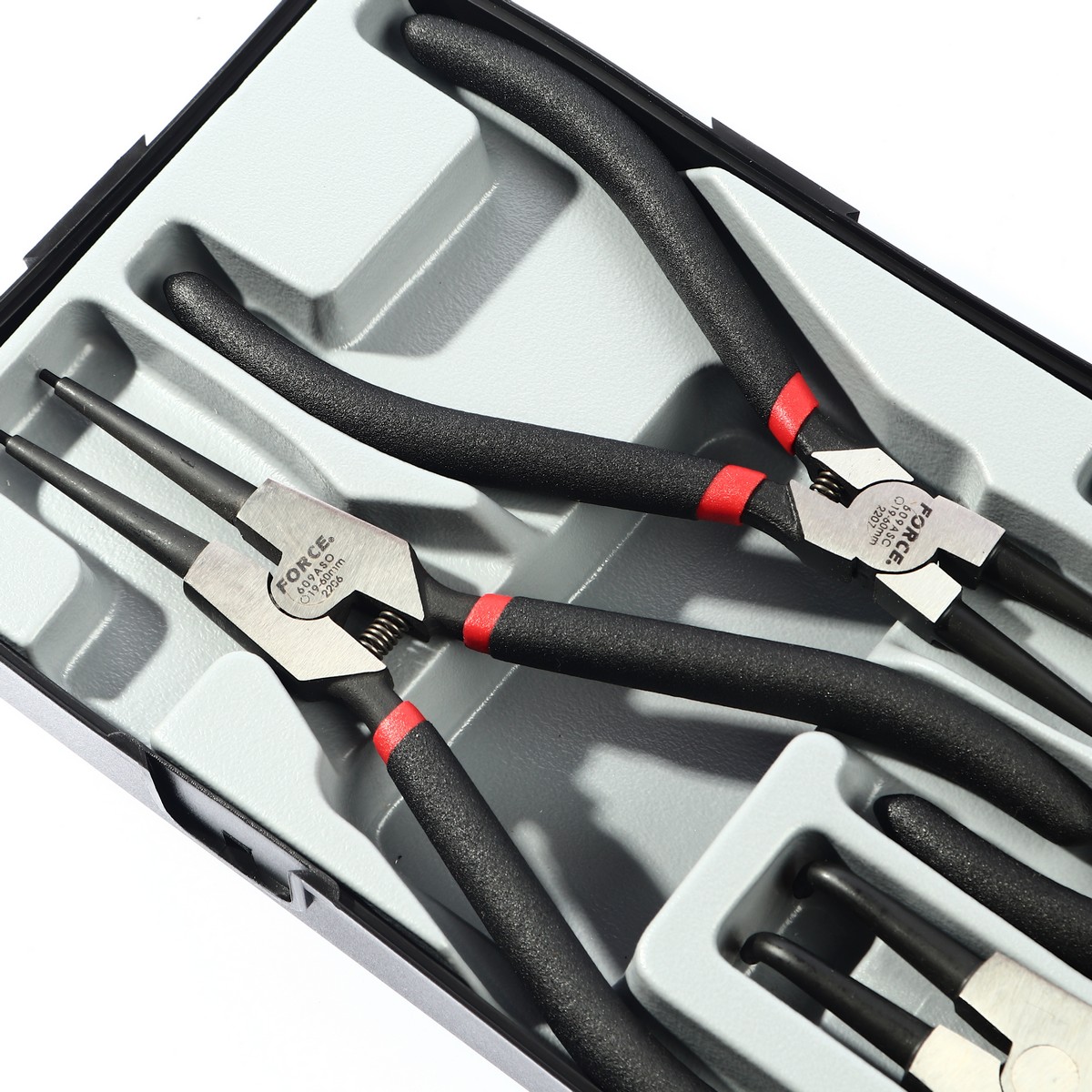 ชุดคีมหนีบ/ถ่างแหวน 4 ชิ้น ยาว7" FORCE รุ่น T5043A รูปที่ 3