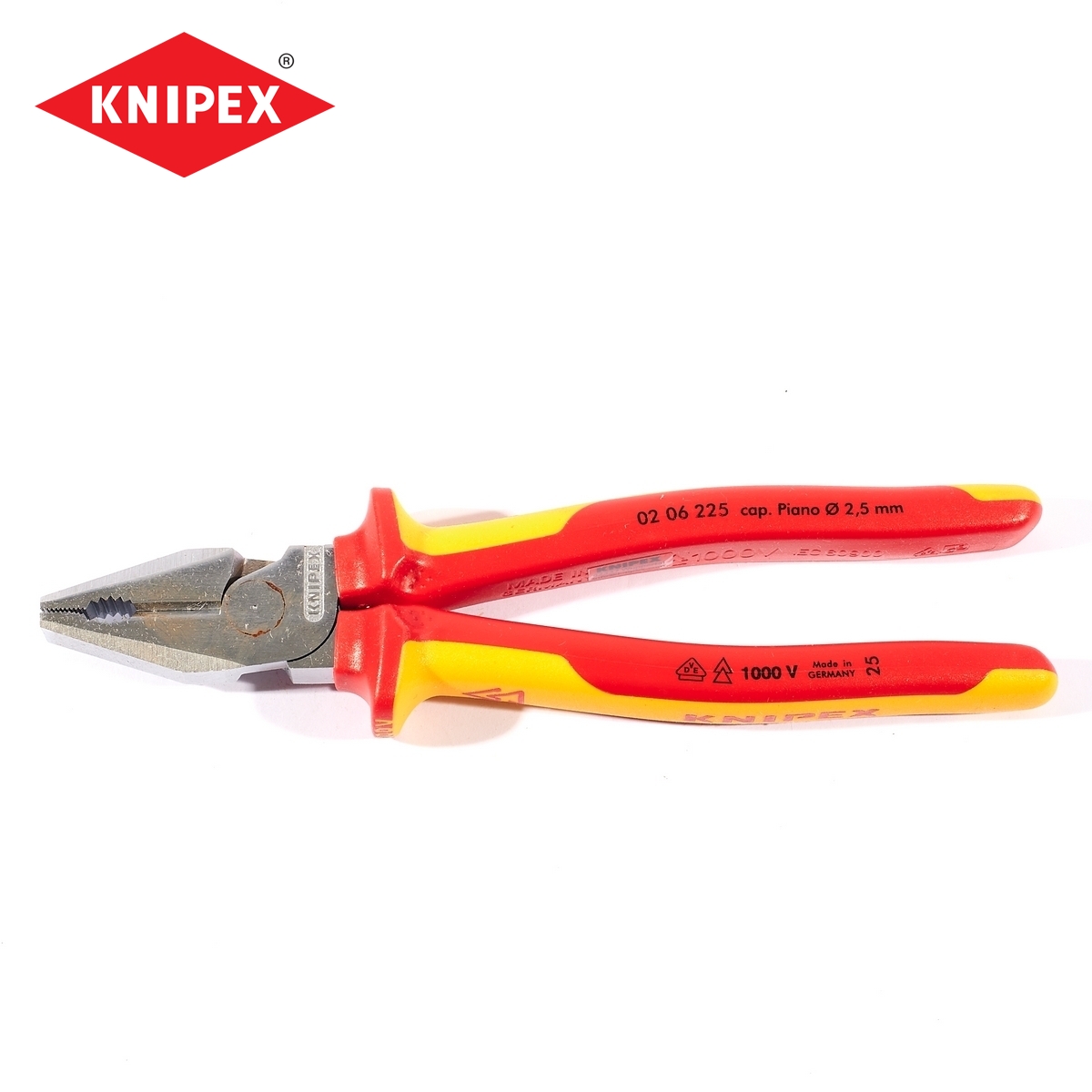 คีมอเนกประสงค์แรงสูงเคลือบโครม VDE 225 มม. KNIPEX รุ่น 0206225 ราคา ฿1,722.72