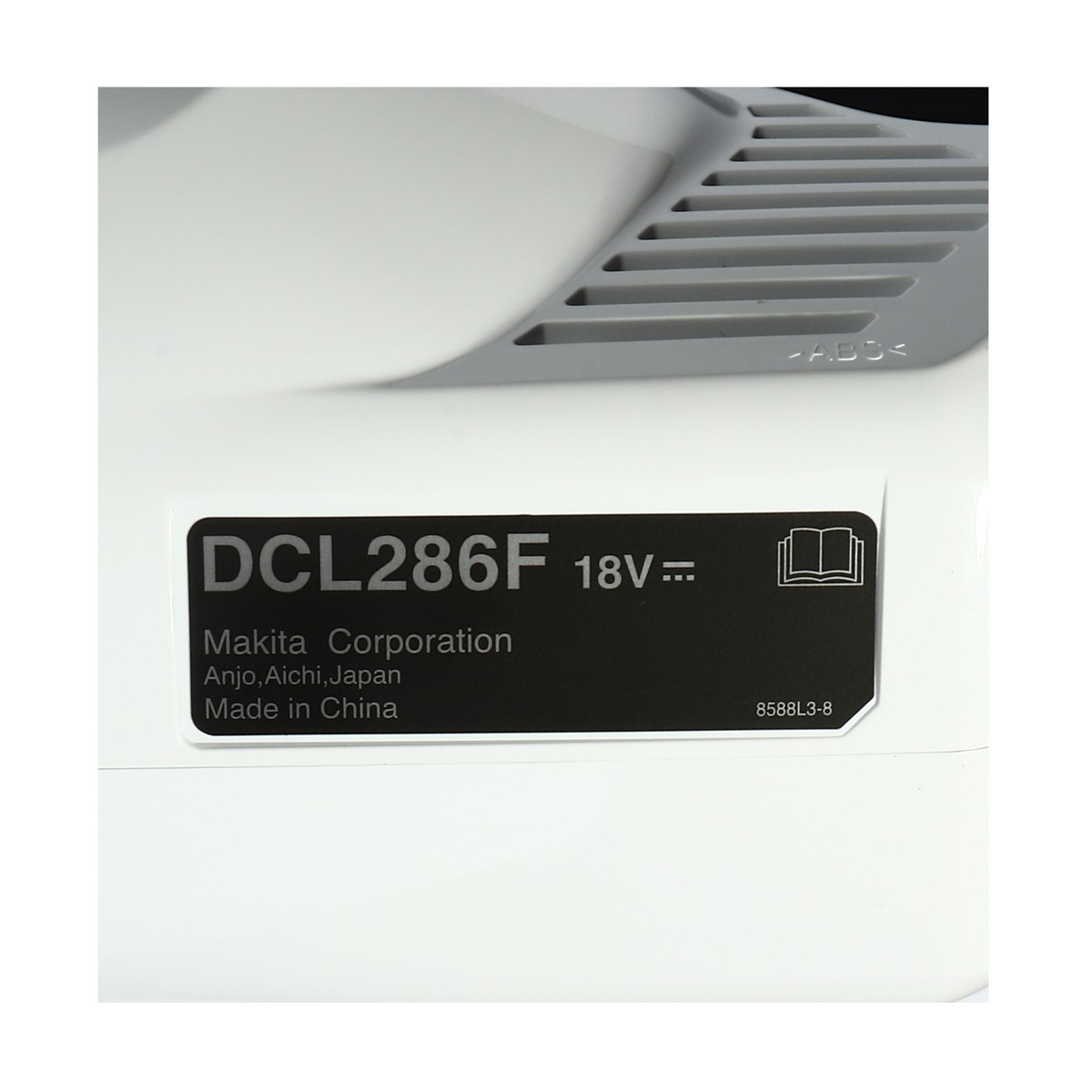 MAKITA 18V Cordless Vacuum Cleaner White Model DCL286FZW, Dust Capacity 250 ML (Exclude Battery and Charger) photo 5