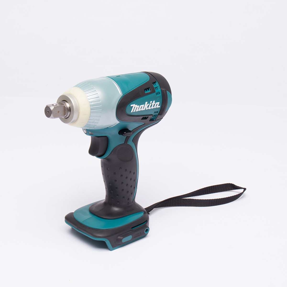 MAKITA TW152D บล๊อกไร้สาย ราคา ฿2,060