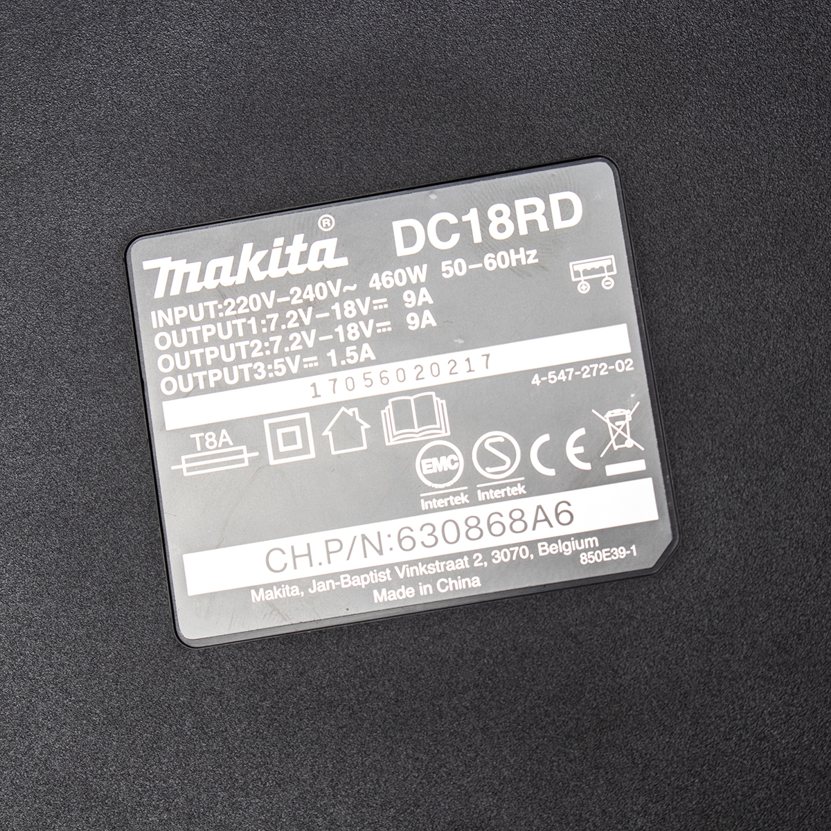MAKITA 18V Dual Port Battery Charger Model DC18RD photo 3