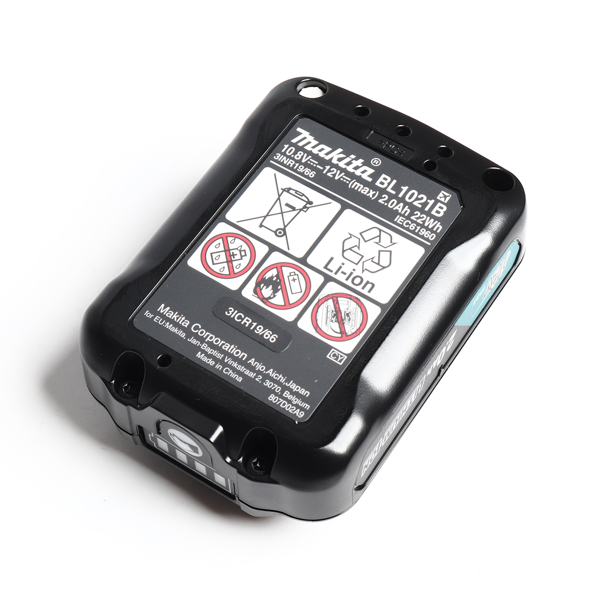MAKITA 12V Lithium-Ion Battery Model BL1021B, Battery Capacity 2.0 Ah photo 3