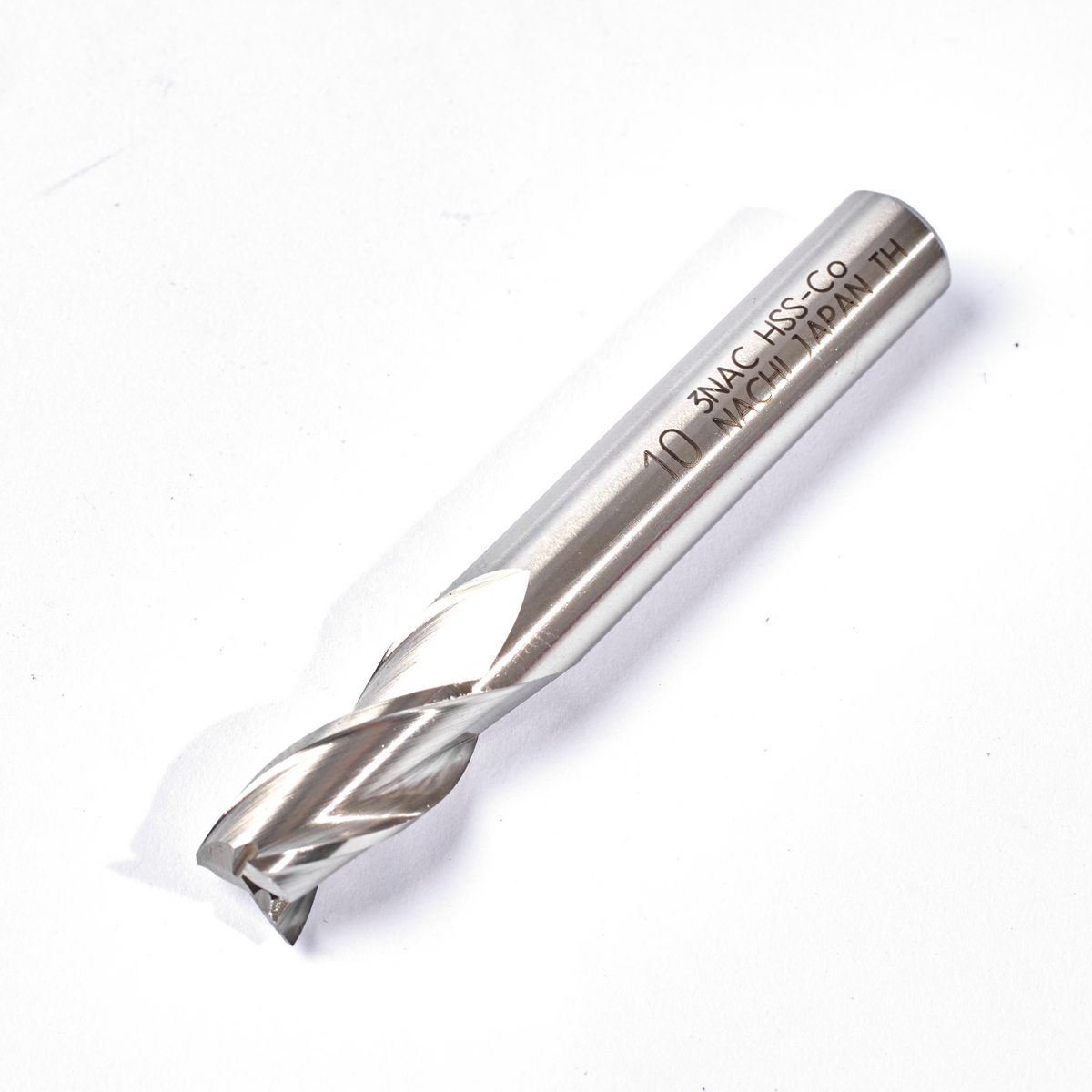 ดอกเอ็นมิลล์ NATAC 3 ฟัน . ขนาด 10.0 มม. L6270 NACHI รุ่น NA6270_1000 ราคา ฿990