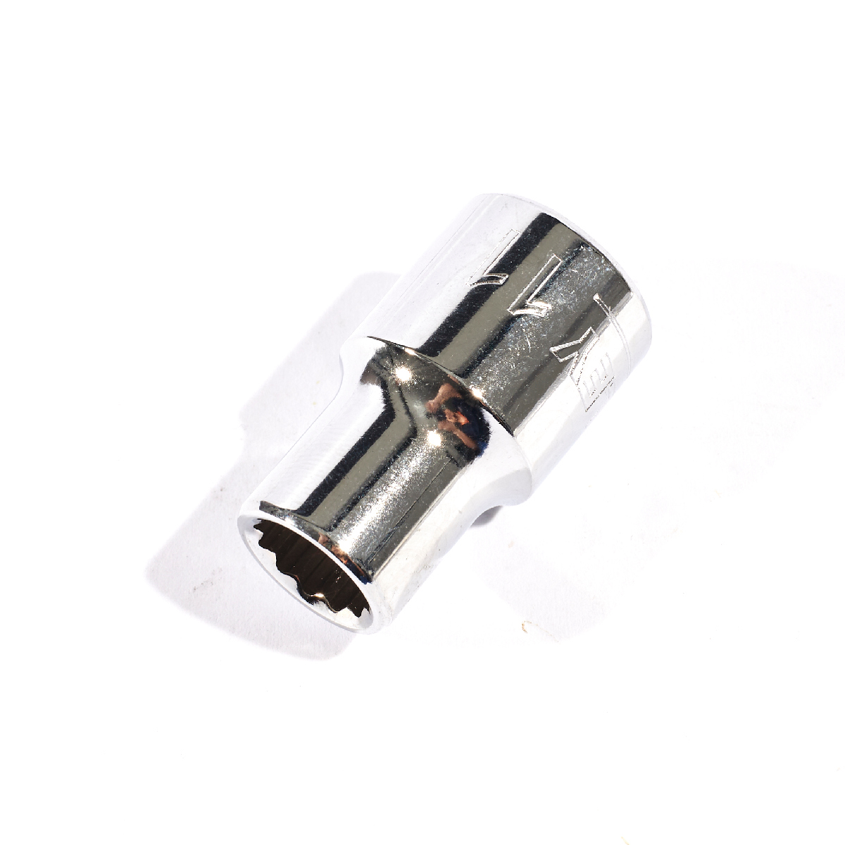 ลูกบ็อกซ์สั้น 12 เหลี่ยม 1/2" 11 มม. STANLEY รุ่น 72-962 ราคา ฿52.8
