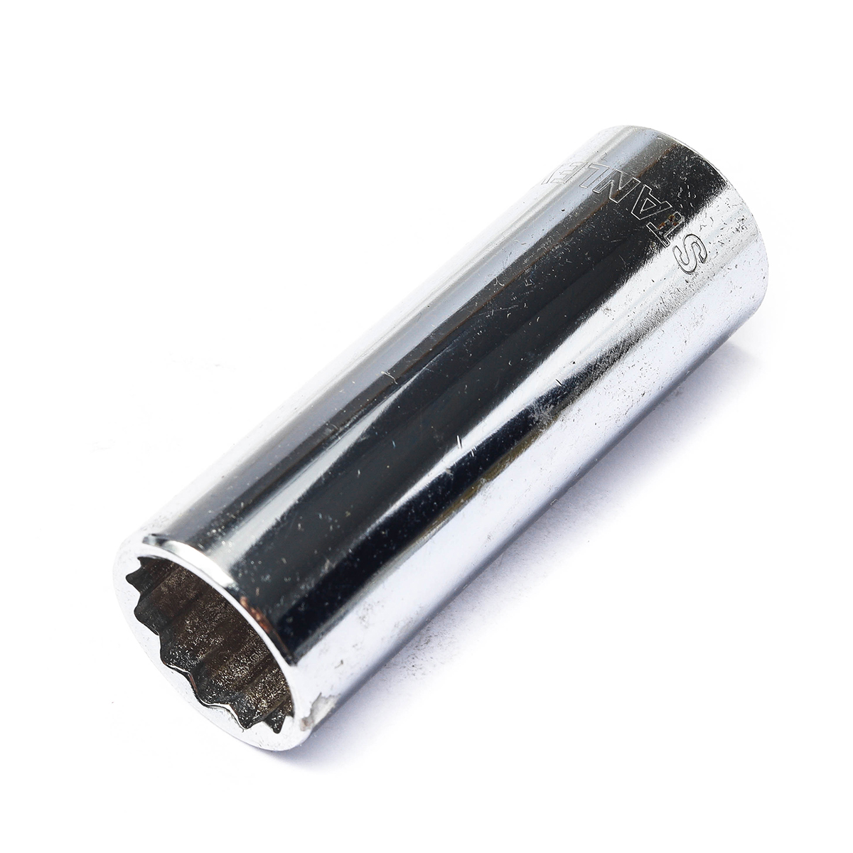 ลูกบ็อกซ์ยาว 12 เหลี่ยม 1/2" เบอร์ 20 STANLEY รุ่น 86-428 ราคา ฿132