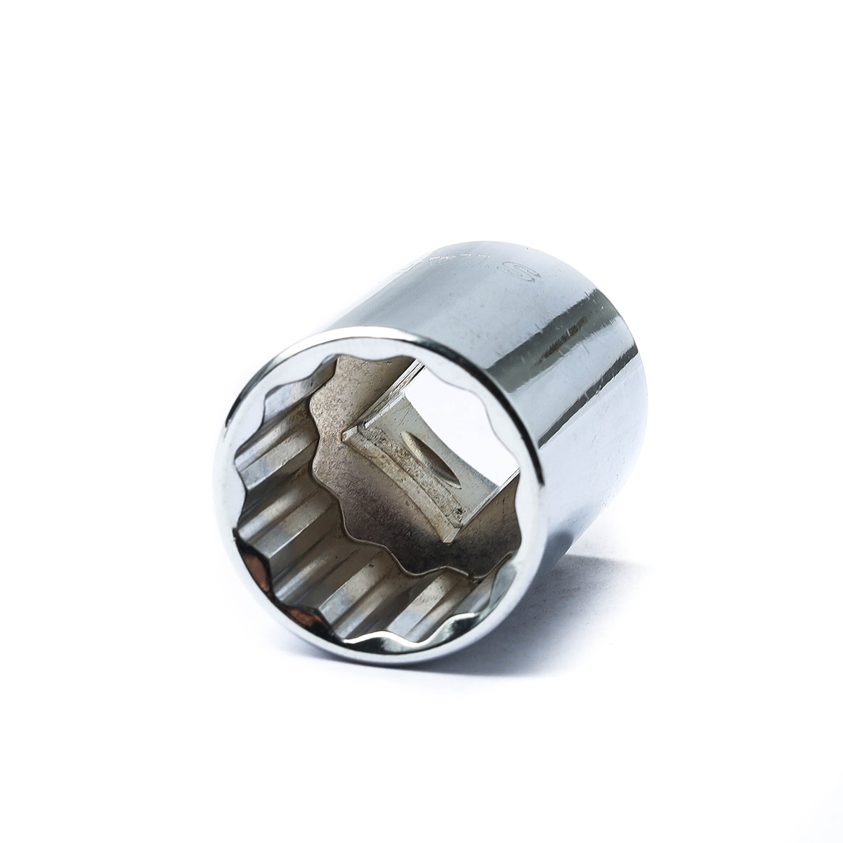 ลูกบ็อกซ์สั้น 12 เหลี่ยม 1/2" ขนาด 7/8" STANLEY รุ่น 88-819 รูปที่ 3