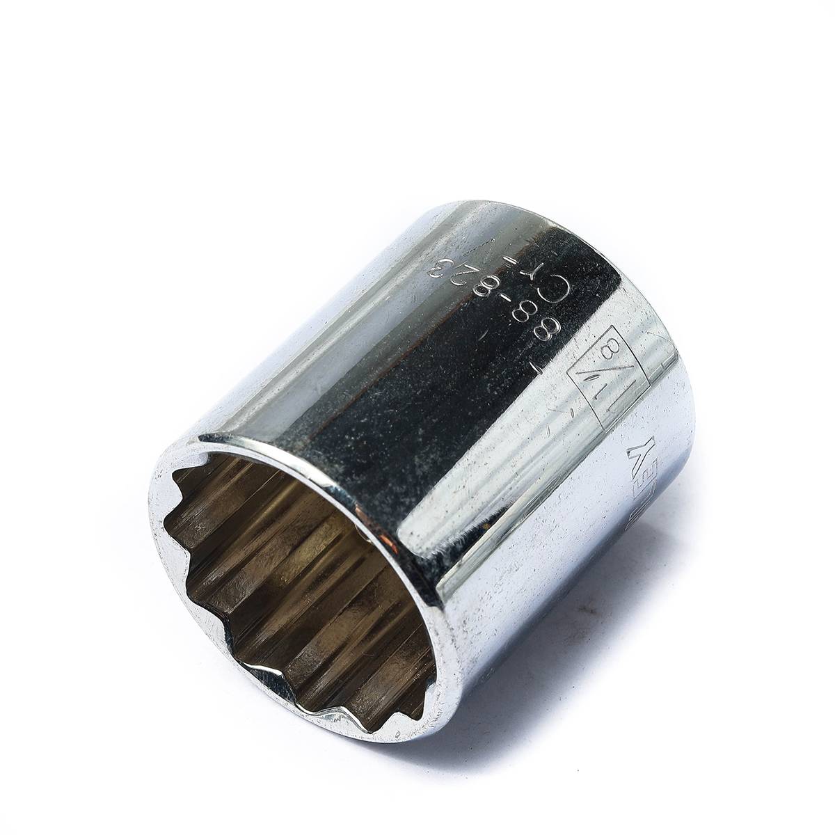 ลูกบ็อกซ์สั้น 12 เหลี่ยม 1/2" 1-1/8" STANLEY รุ่น 88-823 ราคา ฿99