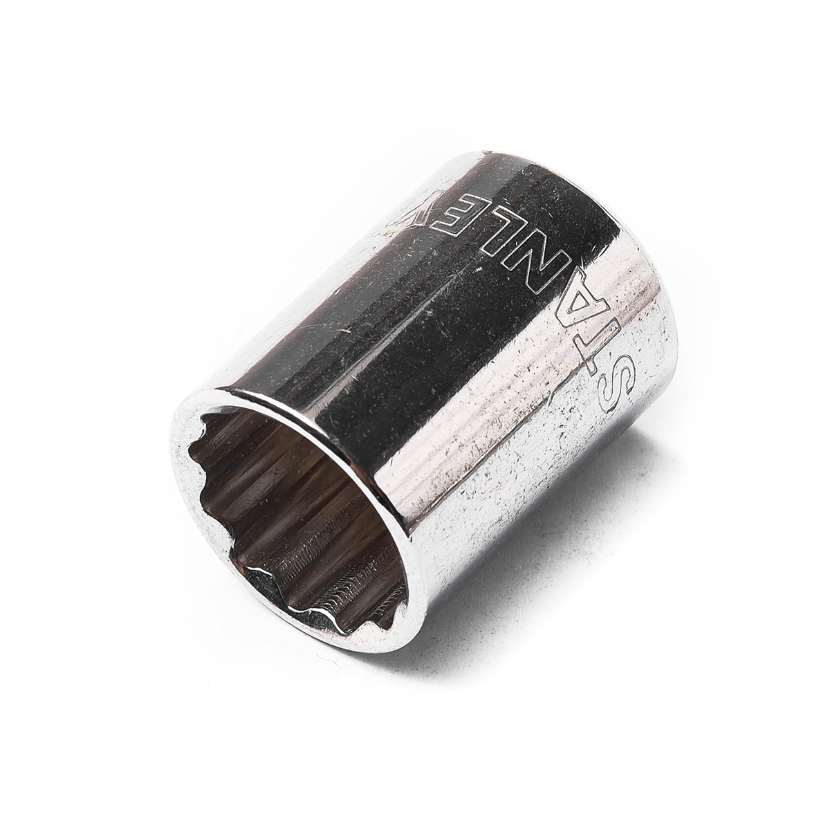ลูกบ็อกซ์ 12 เหลี่ยม 3/8" เบอร์ 9/16" STANLEY รุ่น 91-186 ราคา ฿46.2